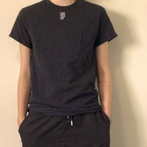 Gildan shirt, small, black Tshirt